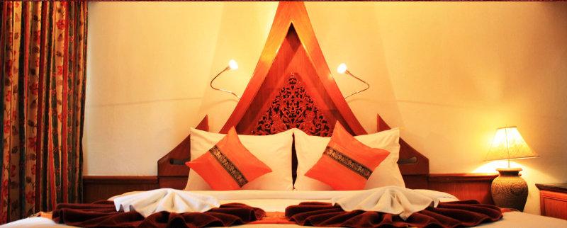 Patong Beach Bed And Breakfast Exterior foto